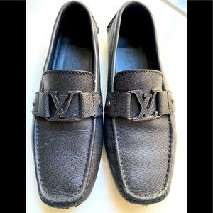 Louis Vuitton Men’s shoes dark Grey color